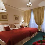 Hotel Westminster 5*