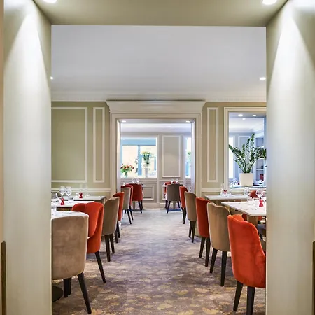 Hotel Westminster 5*