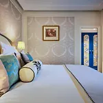 Westminster Szálloda 5*